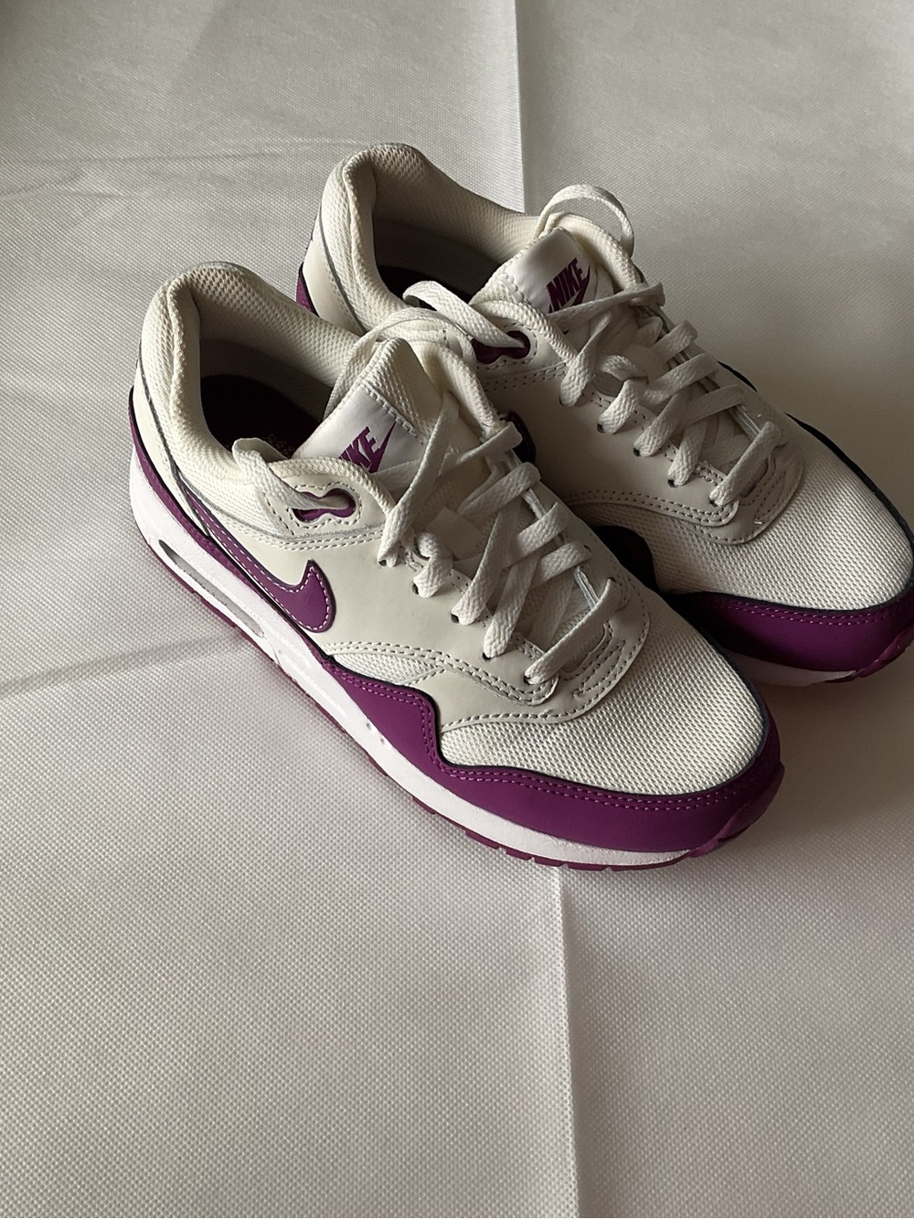 Nike Air Max 1  White & Berry color Athletic Sneakers